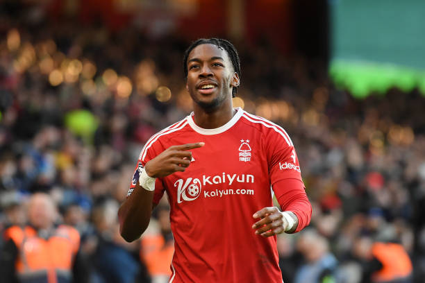 深入探讨佩 深入探讨佩