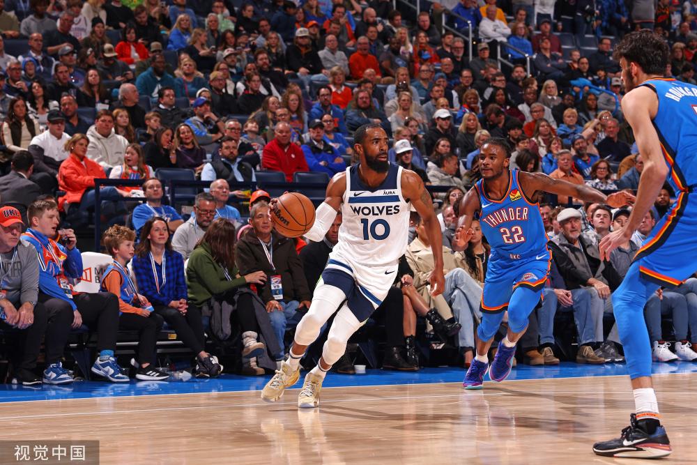 都体：米兰积极寻找中卫，主要考虑莱奥尼、奥克利和科穆佐.