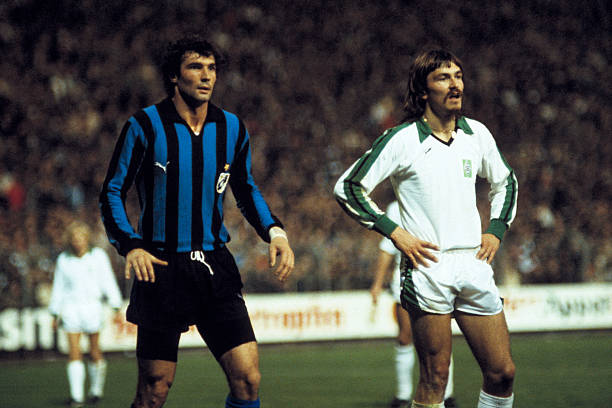 无疑是他职 无疑是他职